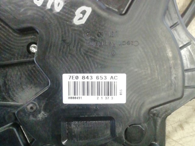 bontott VW TRANSPORTER Bal Tolóajtó Zárszerkezet