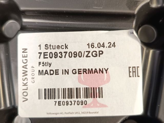 bontott VW TRANSPORTER Biztosítéktábla Utastér