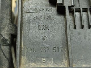 bontott VW TRANSPORTER Biztosítéktábla Utastér