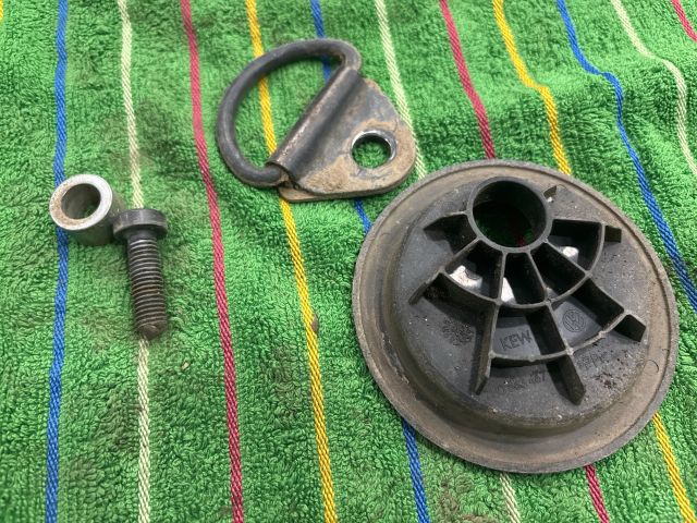 bontott VW TRANSPORTER Csomagrögzítő