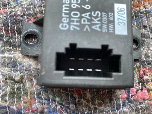 bontott VW TRANSPORTER Csomagtér Ajtó Vezérlőegység