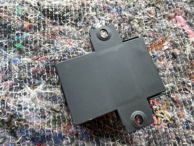 bontott VW TRANSPORTER Csomagtér Ajtó Vezérlőegység