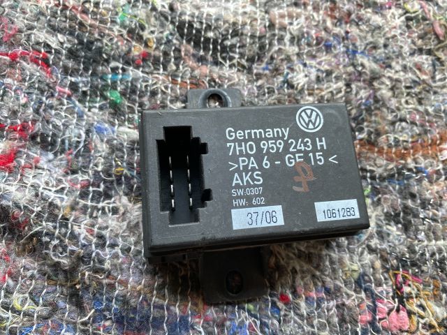 bontott VW TRANSPORTER Csomagtér Ajtó Vezérlőegység