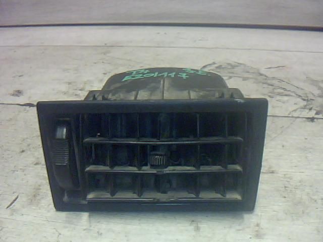 bontott VW TRANSPORTER Csomagtér Szellőző Hátsó