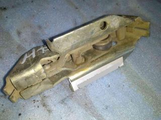 bontott VW TRANSPORTER Csomagtérajtó Ajtóhatároló