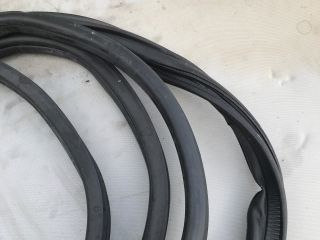 bontott VW TRANSPORTER Csomagtérajtó Gumikéder