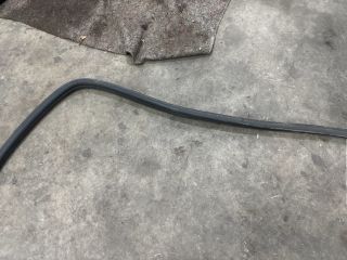 bontott VW TRANSPORTER Csomagtérajtó Gumikéder