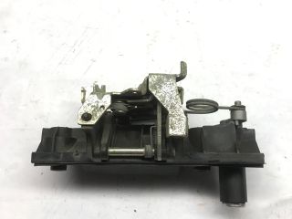 bontott VW TRANSPORTER Csomagtérajtó Kilincs