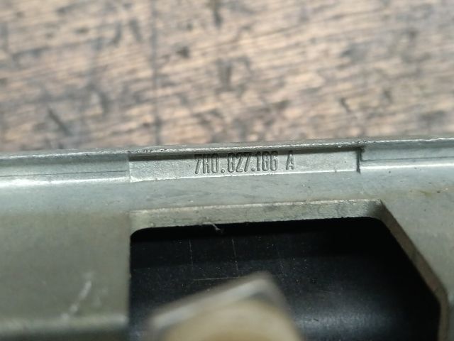 bontott VW TRANSPORTER Csomagtérajtó Kilincs