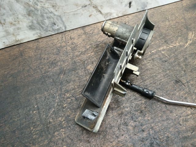 bontott VW TRANSPORTER Csomagtérajtó Kilincs