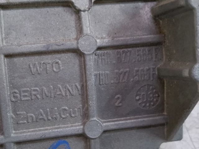 bontott VW TRANSPORTER Csomagtérajtó Kilincs