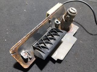 bontott VW TRANSPORTER Csomagtérajtó Kilincs