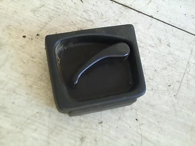 bontott VW TRANSPORTER Csomagtérajtó Kilincs