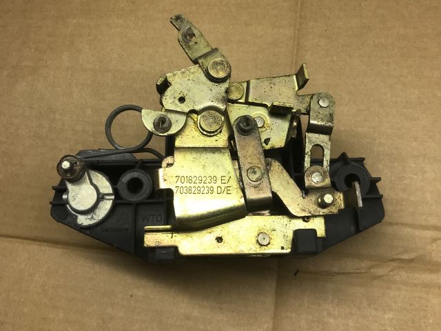 bontott VW TRANSPORTER Csomagtérajtó Kilincs