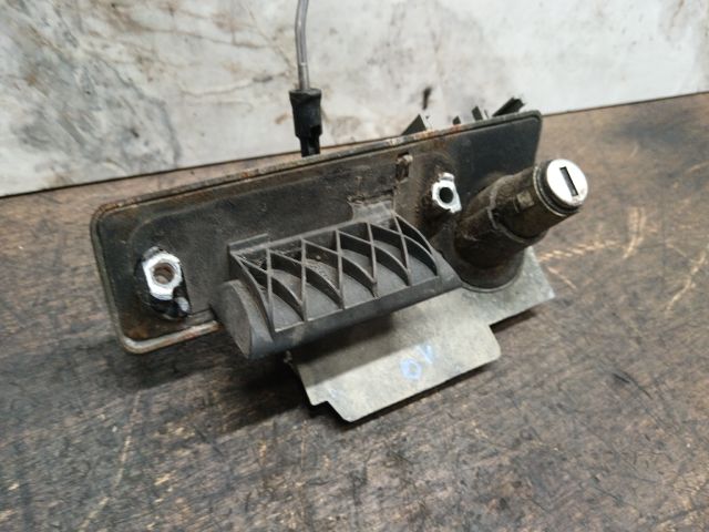 bontott VW TRANSPORTER Csomagtérajtó Kilincs