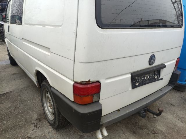 bontott VW TRANSPORTER Csomagtérajtó (Részeivel)