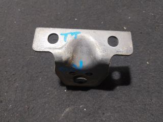 bontott VW TRANSPORTER Csomagtérajtó Ütköző