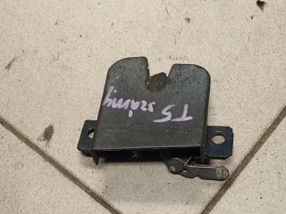 bontott VW TRANSPORTER Csomagtérajtó Zárszerkezet