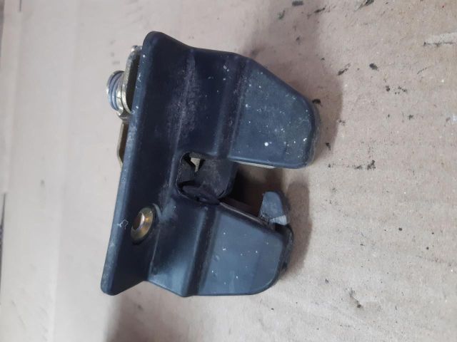 bontott VW TRANSPORTER Csomagtérajtó Zárszerkezet