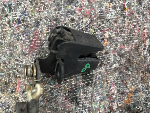 bontott VW TRANSPORTER Csomagtérajtó Zárszerkezet