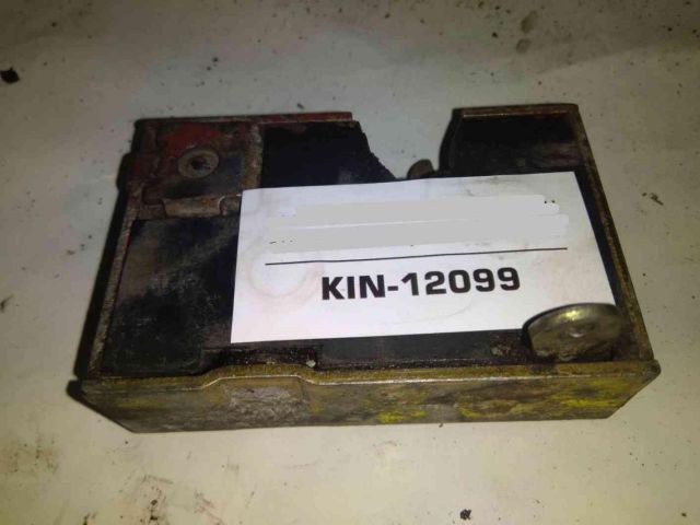 bontott VW TRANSPORTER Csomagtérajtó Zárszerkezet