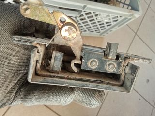 bontott VW TRANSPORTER Csomagtérajtó Zárszerkezet