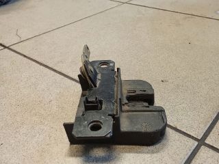 bontott VW TRANSPORTER Csomagtérajtó Zárszerkezet