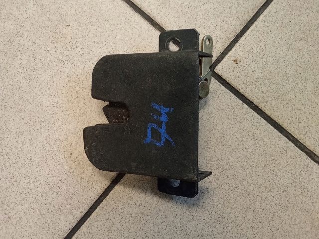 bontott VW TRANSPORTER Csomagtérajtó Zárszerkezet