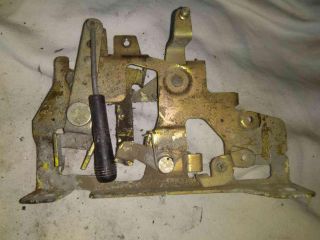 bontott VW TRANSPORTER Csomagtérajtó Zárszerkezet