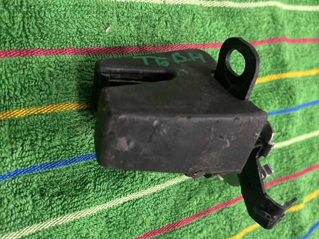 bontott VW TRANSPORTER Csomagtérajtó Zárszerkezet