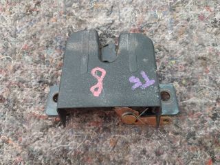 bontott VW TRANSPORTER Csomagtérajtó Zárszerkezet