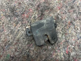 bontott VW TRANSPORTER Csomagtérajtó Zárszerkezet