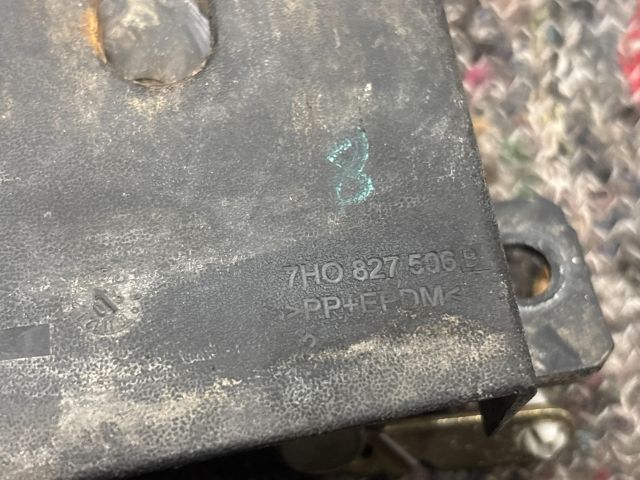 bontott VW TRANSPORTER Csomagtérajtó Zárszerkezet