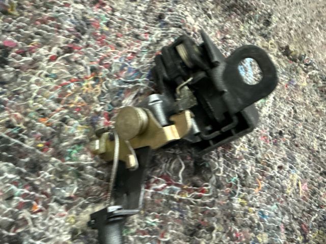 bontott VW TRANSPORTER Csomagtérajtó Zárszerkezet