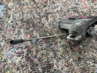 bontott VW TRANSPORTER Csomagtérajtó Zárszerkezet