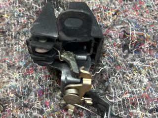 bontott VW TRANSPORTER Csomagtérajtó Zárszerkezet