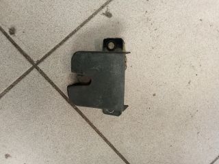 bontott VW TRANSPORTER Csomagtérajtó Zárszerkezet