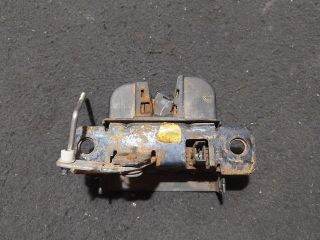 bontott VW TRANSPORTER Csomagtérajtó Zárszerkezet