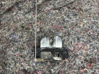 bontott VW TRANSPORTER Csomagtérajtó Zárszerkezet