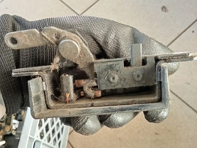 bontott VW TRANSPORTER Csomagtérajtó Zárszerkezet