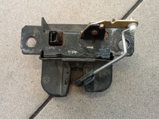 bontott VW TRANSPORTER Csomagtérajtó Zárszerkezet