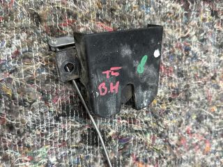 bontott VW TRANSPORTER Csomagtérajtó Zárszerkezet