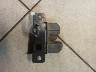 bontott VW TRANSPORTER Csomagtérajtó Zárszerkezet