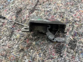 bontott VW TRANSPORTER Csomagtérajtó Zárszerkezet