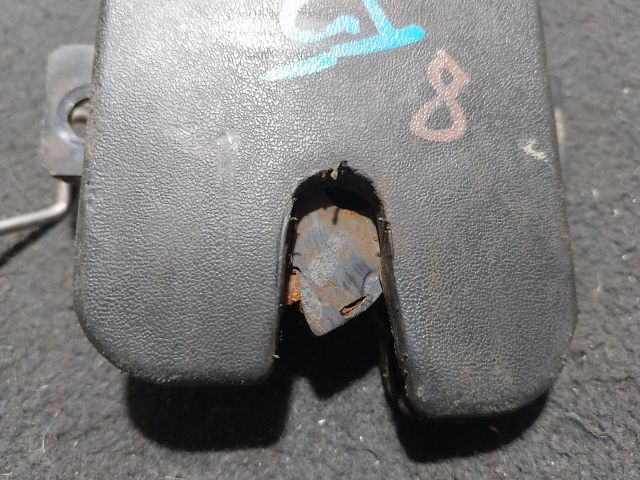 bontott VW TRANSPORTER Csomagtérajtó Zárszerkezet