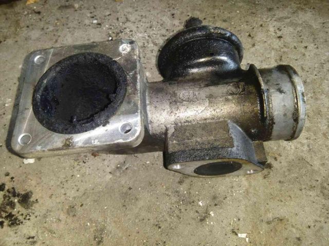 bontott VW TRANSPORTER EGR / AGR Szelep