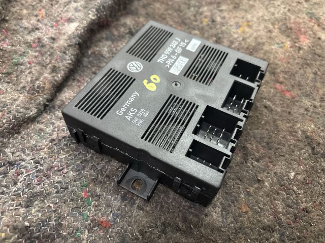 bontott VW TRANSPORTER Elektronika (Magában)