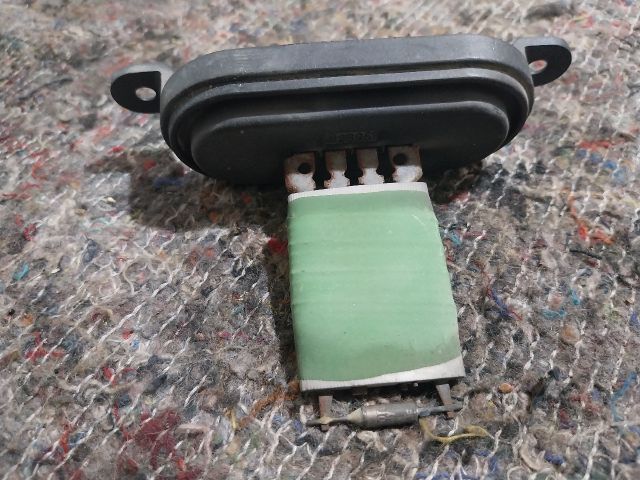 bontott VW TRANSPORTER Előtét Ellenállás Fűtőmotor