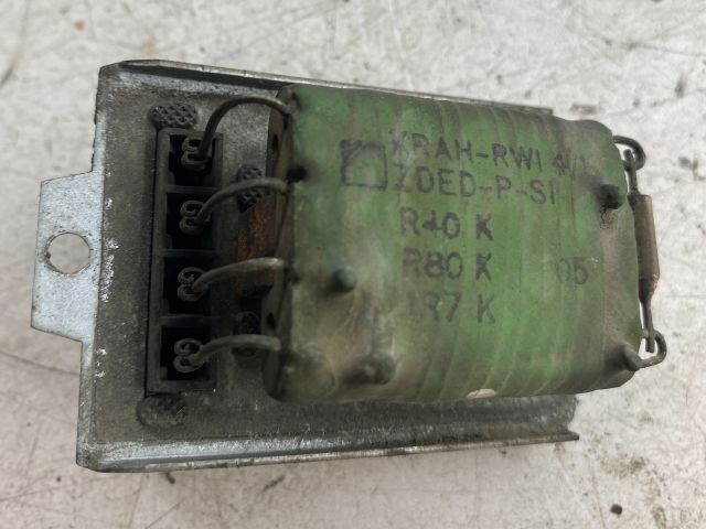 bontott VW TRANSPORTER Előtét Ellenállás Fűtőmotor