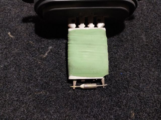 bontott VW TRANSPORTER Előtét Ellenállás Fűtőmotor